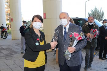KADINLAR GÜNÜNDE, SAĞLIK ÇALIŞANLARI UNUTULMADI – 606