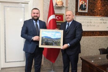 kumru ak parti gençlik kolları başkanı ismail derle