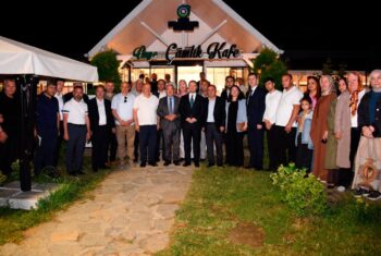 ÇAMLIK’TA “VATANDAŞ SORUYOR, BAŞKAN CEVAPLIYOR” BULUŞMASI (13)