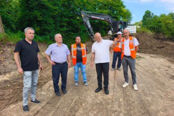 BAŞKAN TAVLI, ALTYAPI ÇALIŞMALARINI ÇINARLIK MAHALLESİ’NDE İNCELEDİ (1)