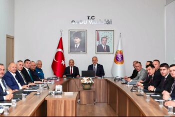 Ordu Valisi Muammer Erol başkanlığında Sahipsiz Sokak Hayvanları toplantısı