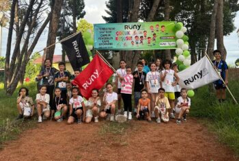 ÜNYE BELEDİYESİ’NİN DÜZENLEDİĞİ ÇOCUK KOŞUSU RENKLİ GÖRÜNTÜLERE SAHNE OLDU (2)